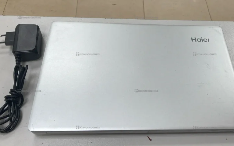 Ноутбук Haier U1520SM