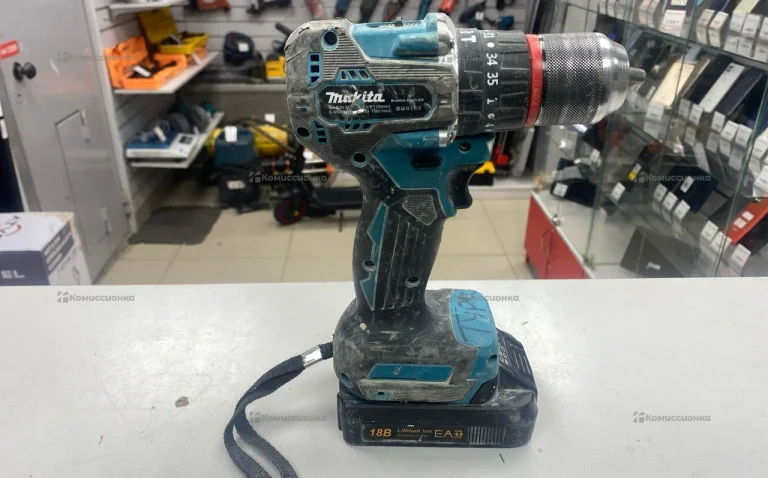 безщеточный шуруповерт Makita