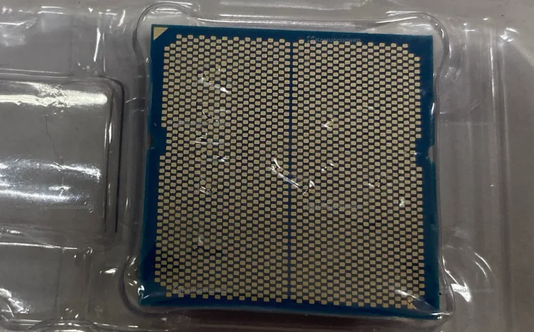 Процессор AMD Razen 7-9800X3D