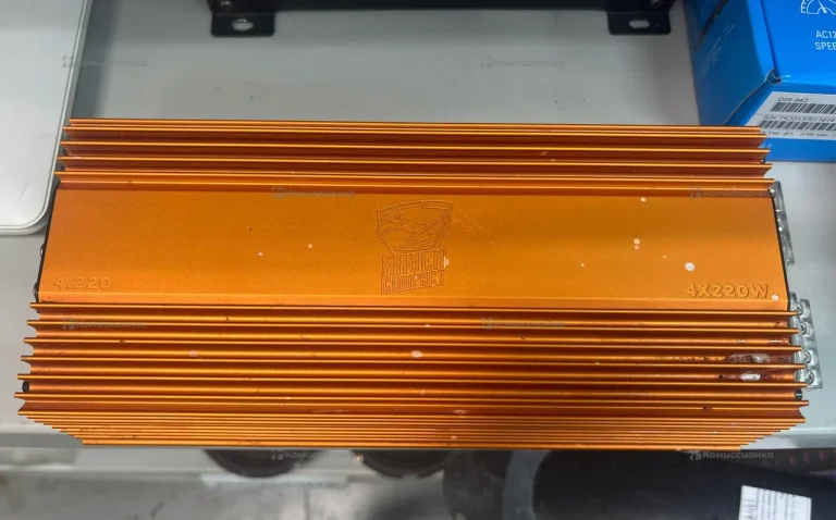 Усилитель  Raven Compact 4.220