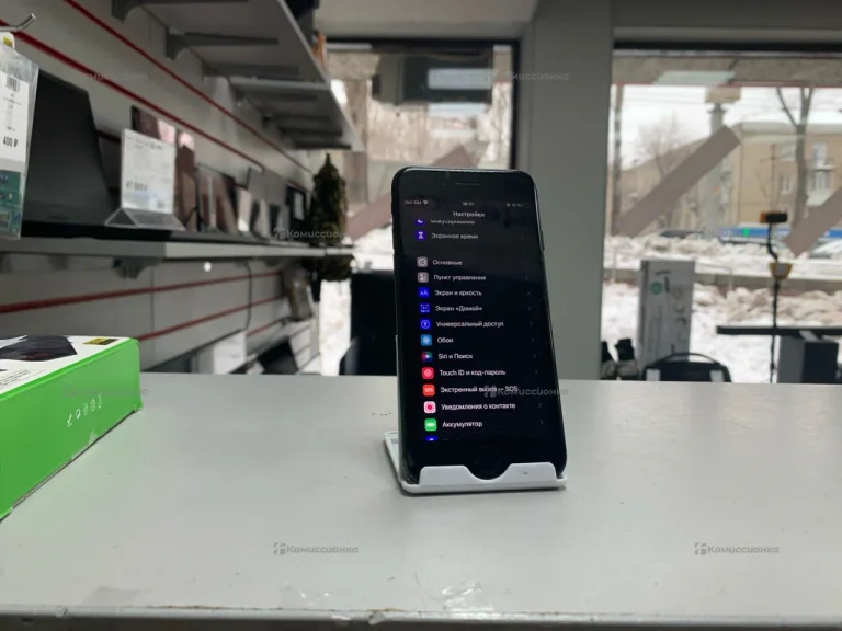 Apple iPhone 7 2/32 ГБ