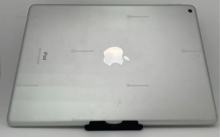 Планшет Apple iPad 9-го поколения 64ГБ