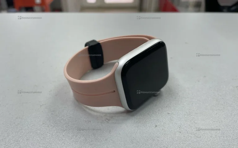 Часы Apple Watch SE 2 44mm