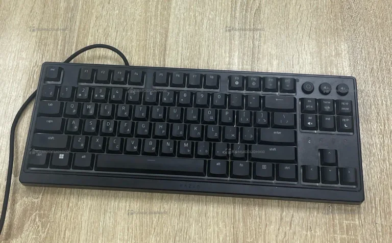 Клавиатура Razer Ornata TKL V3