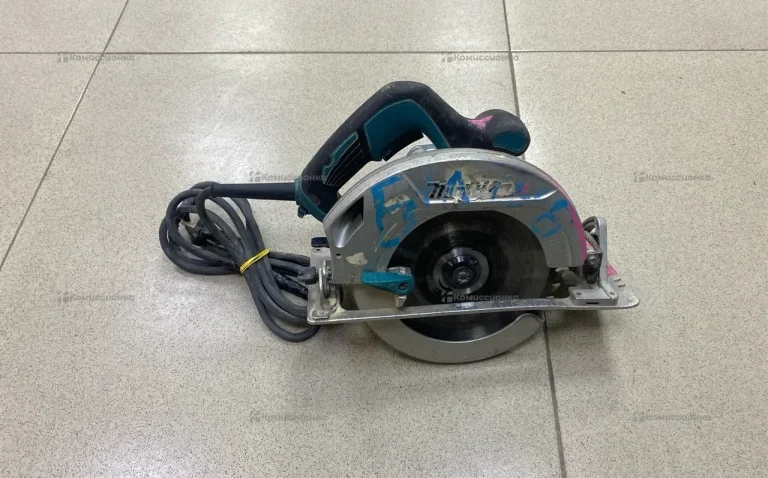 Циркулярная пила Makita HS7601