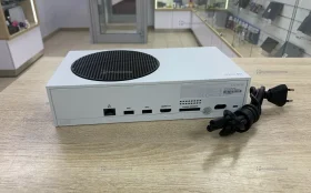 Купить Игровая приставка Xbox Series S б/у , в Пенза Цена:15900рублей