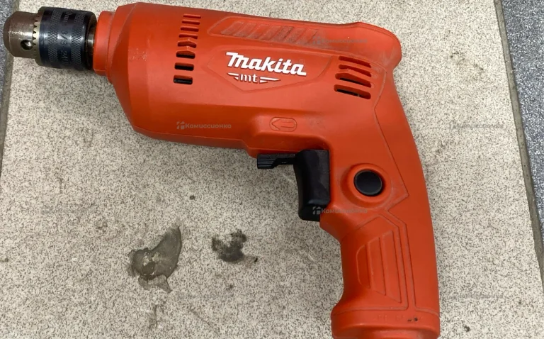 Дрель Makita M0600