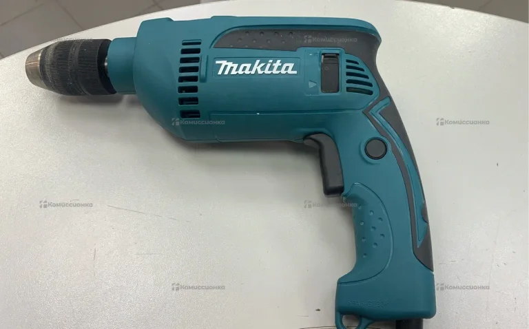 Дрель Makita HP1641