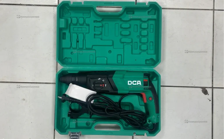 Перфоратор DCA AZC800-26