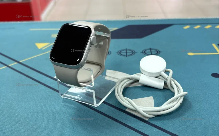 Часы  Apple Watch SE (2-nd gen) 40mm