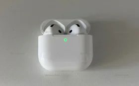 Купить наушники Apple AirPods 4 без шумоподавления б/у , в Челябинск Цена:5900рублей