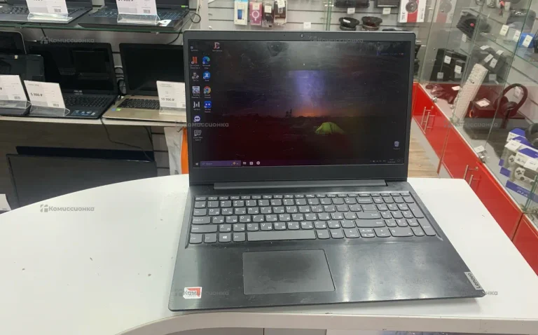 Ноутбук  Lenovo
