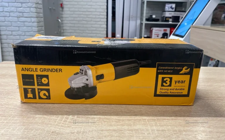Угловая шлифмашина DeWalt DWE4056