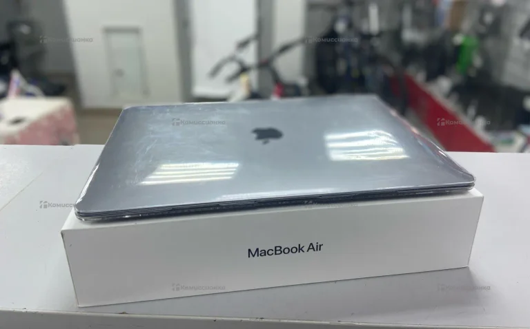 Ноутбук  MacBook Air 2020 M1
