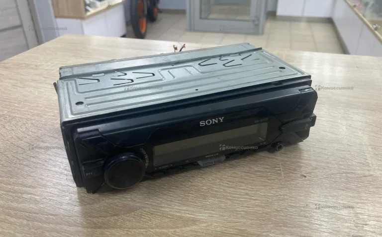 Автомагнитола  Sony dsx-a210