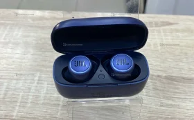 Купить Наушники Jbl live 300tws б/у , в Магнитогорск Цена:990рублей