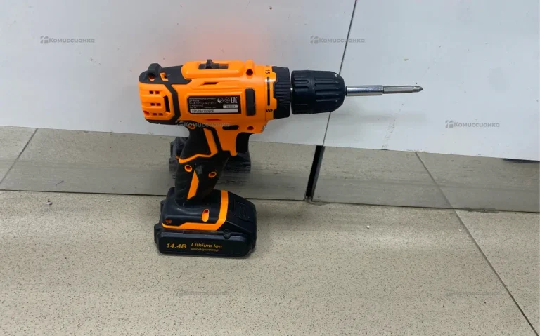 Шуруповерт Вихрь ДА-14,4Л-2