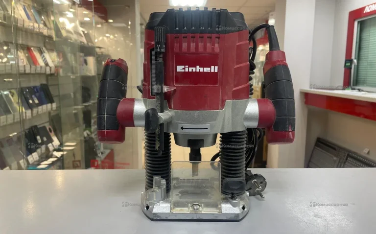 Фрезер Einhell TC-RO 1155 E с набором