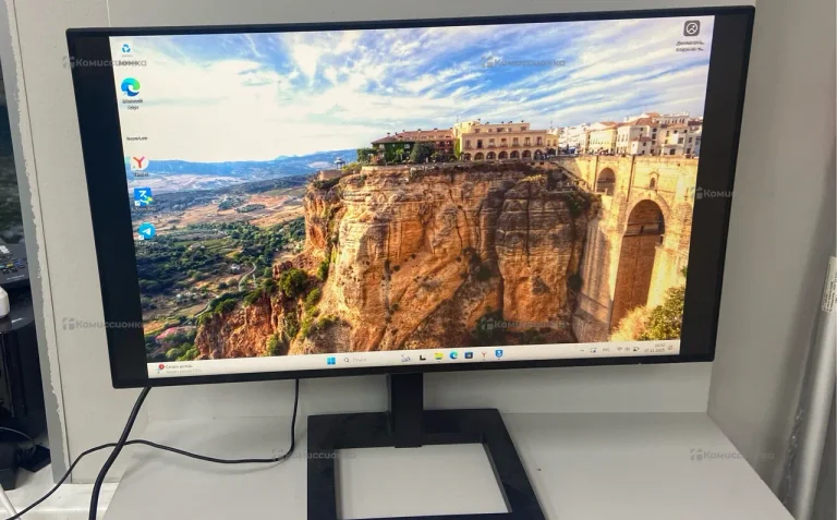 Монитор Philips 242E2