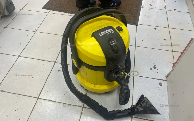 Пылесос  Karcher se4002