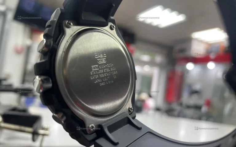 Часы  Casio chronograph