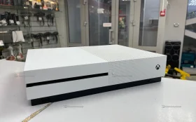 Купить Приставка Xbox one s 512 Gb б/у , в Уфа Цена:8990рублей