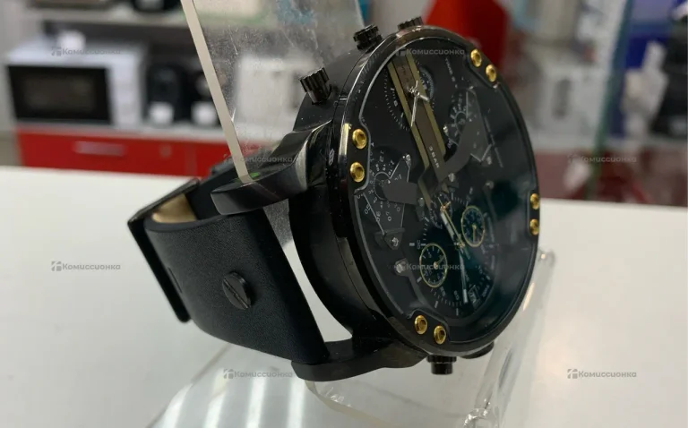 Часы  Diesel DZ7348