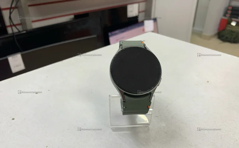 Часы  Samsung Galaxy watch 7 44mm