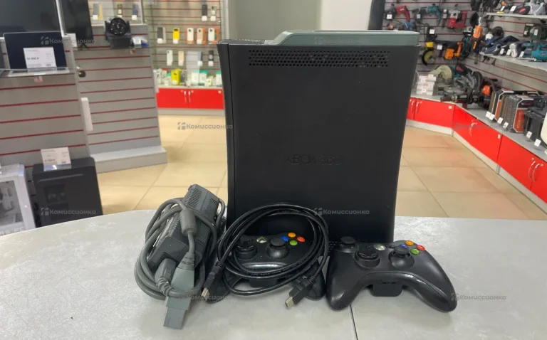 Игровая приставка Microsoft Xbox 360