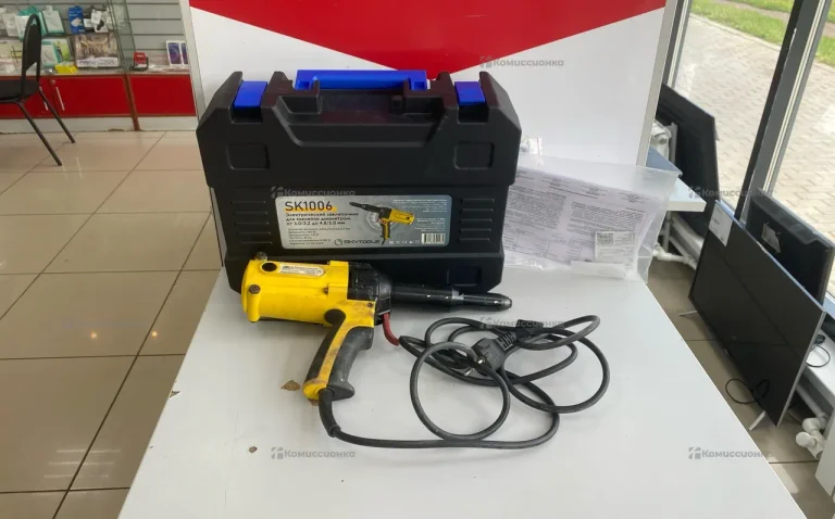 Заклепочник Skytools SK1006