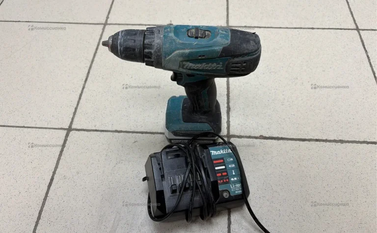 Шуруповерт Makita DF347DWE