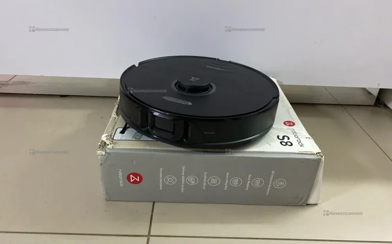 Робот-пылесос Roborock S8 Black RU Version