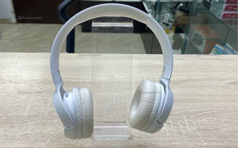 Jbl 700