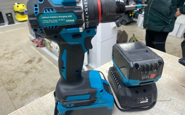 шуруповерт Makita (реплика)