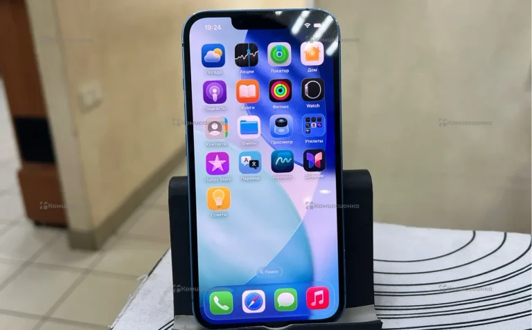 Apple iPhone 13 4/256 ГБ