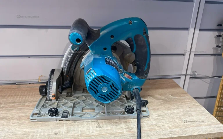 Циркулярная пила Makita SP 6000