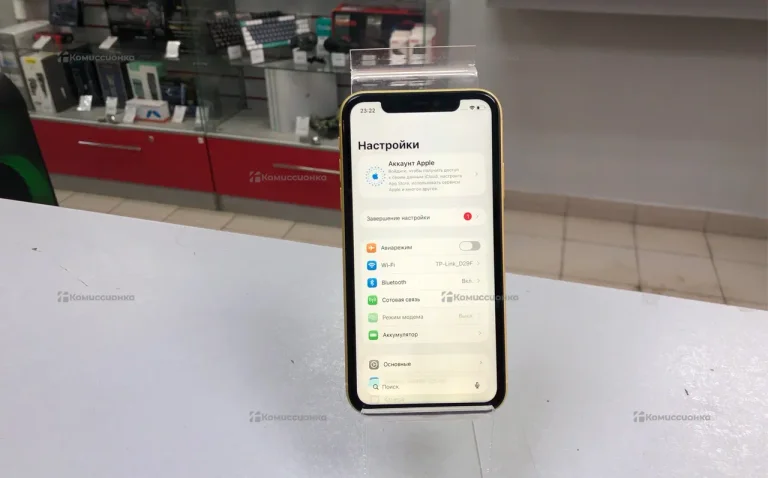 Apple iPhone 11 4/64 ГБ