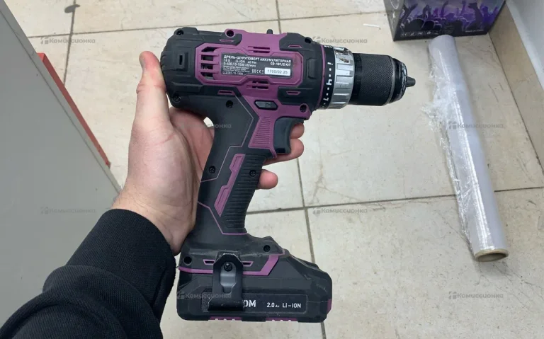 Шуруповерт КМ Cd181