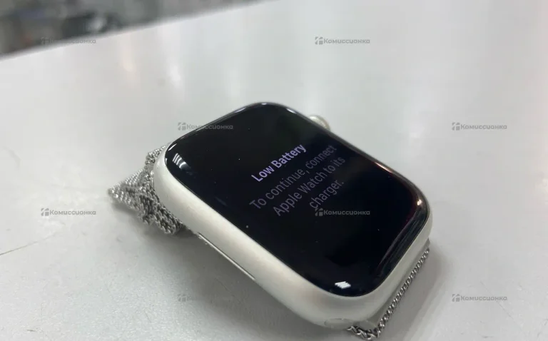 Часы Apple Watch Series 8 45mm