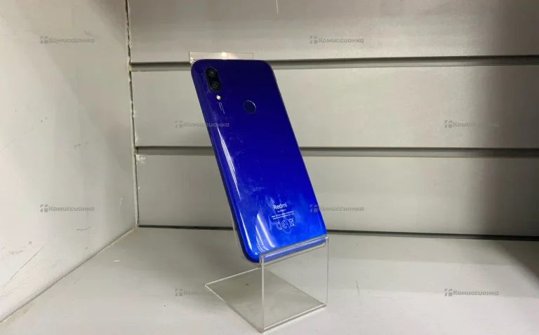 Xiaomi Redmi 7 3/32 ГБ