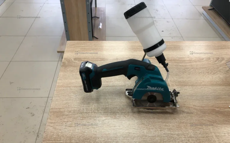 Плиткорез makita CC301DWAE