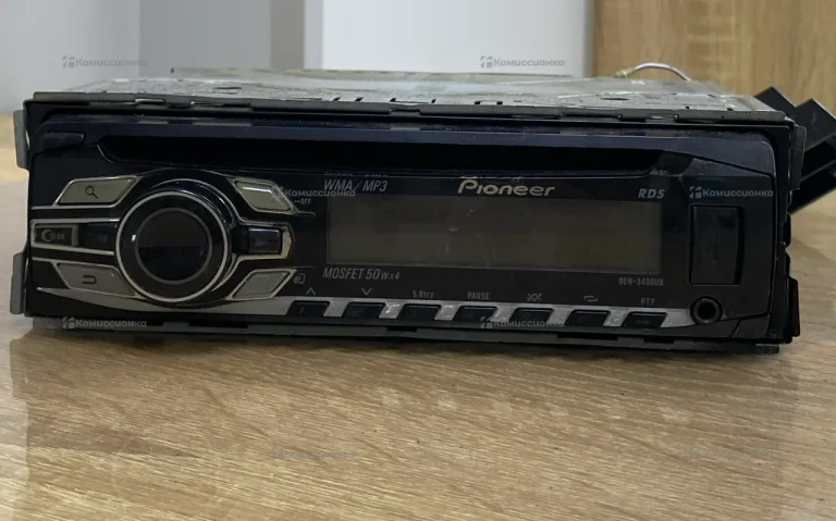 Автомагнитола  pioneer deh-3400Ub