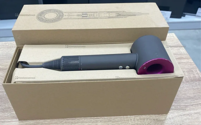 Фен Dyson hd01
