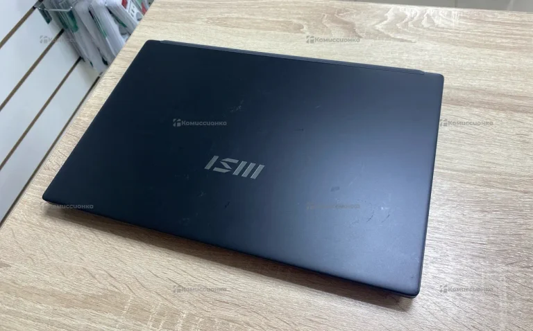 Ноутбук  MSI