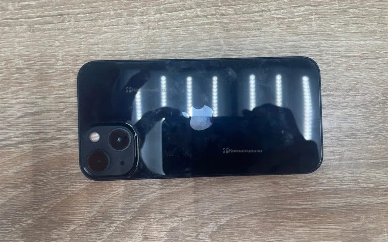 Apple iPhone 13 4/128 ГБ