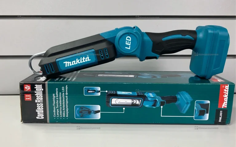 Фонарь Makita DML801