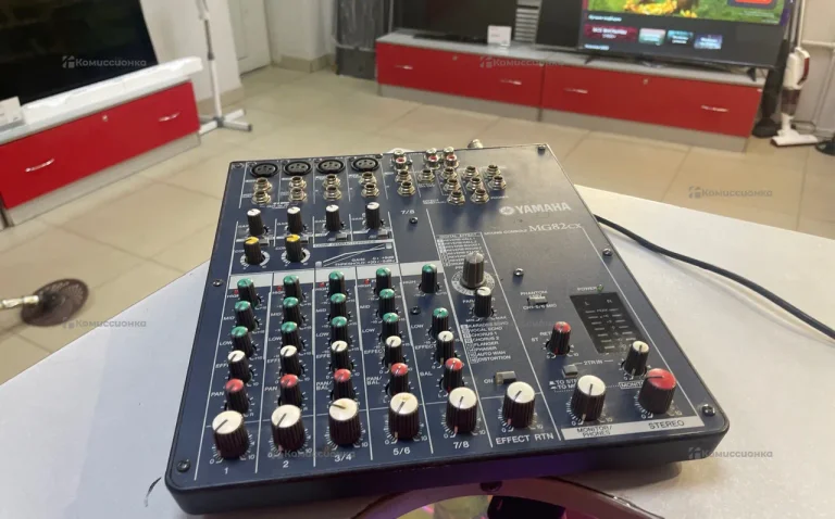 Микшерный пульт Yamaha MG82CX