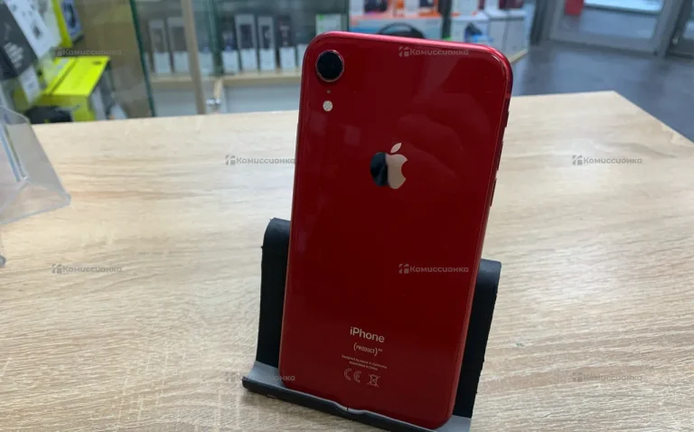Apple iPhone XR 3/128 ГБ