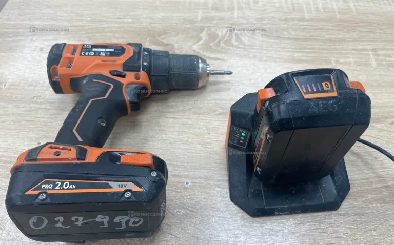 Шуруповерт AEG BSB18G4