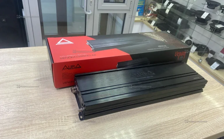 Усилитель  Aura venom 2500